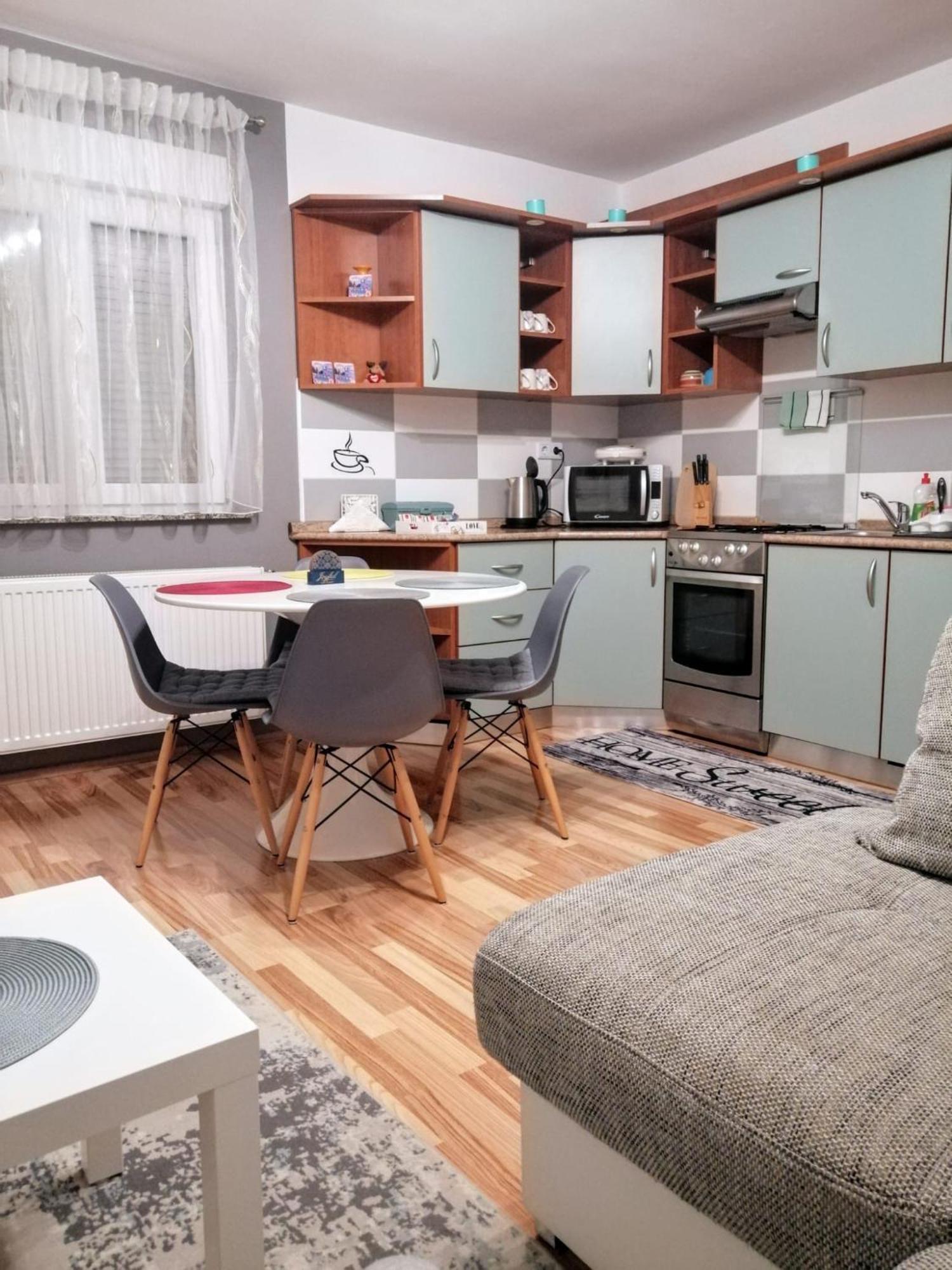 Apartman Trio Maksimir Zagreb Buitenkant foto